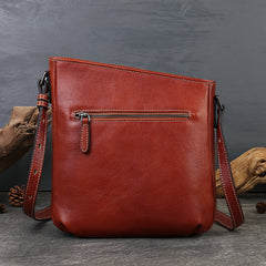 Versatile Vegetable Tanned Leather Crossbody Bag brown detail view